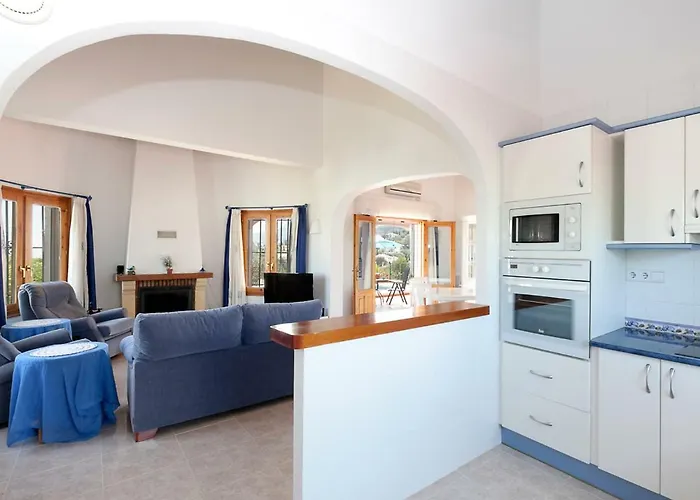 Jilian By Interhome Villa *